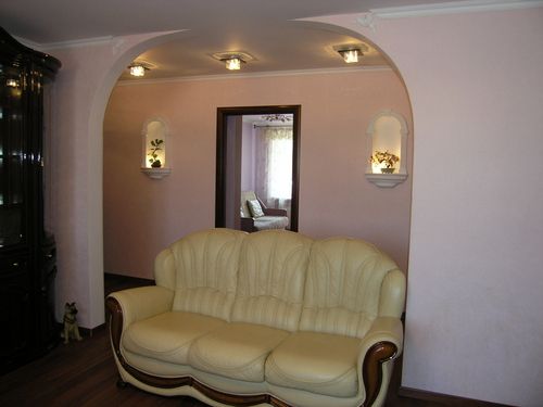 Rent an apartment in Kyiv on the Avenue Stepana Bandery 16 per 15900 uah. 