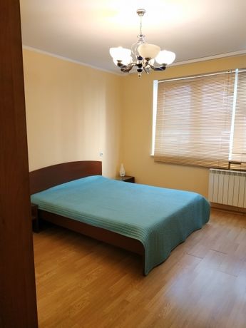 Rent an apartment in Nizhyn on the St. Nezalezhnosti 2700г per 2700 uah. 