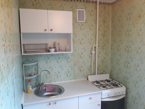 Rent an apartment in Kyiv near Metro Demievskaya per 7500 uah. 