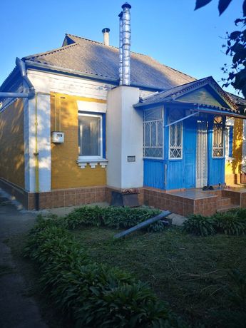 Rent a house in Kyiv in Podіlskyi district per 5500 uah. 