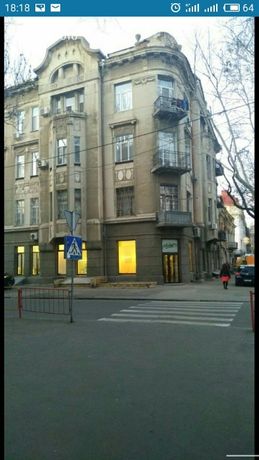 Зняти кімнату в Одесі на вул. Льва Толстого за 4000 грн. 
