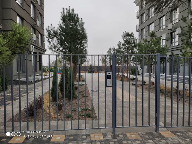 Снять квартиру в Киеве возле ст.М. Вырлица за 11500 грн. 