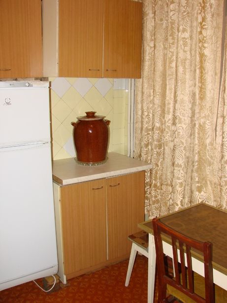 Rent an apartment in Kyiv on the St. Koshovoho Oleha per 6900 uah. 