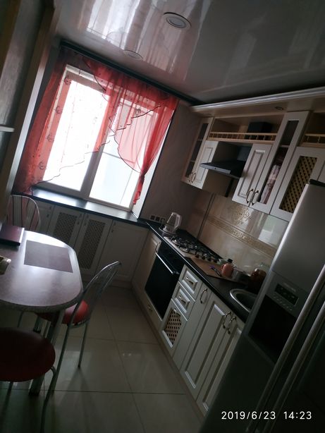 Rent an apartment in Makiivka on the St. Ahranomichna ( Bazhanova ) per 1300 uah. 
