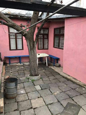 Зняти будинок в Одесі в Малиновському районі за 6000 грн. 