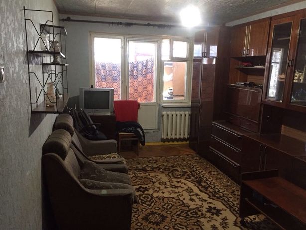 Rent an apartment in Kharkiv on the St. Barabashova 2 per 6000 uah. 