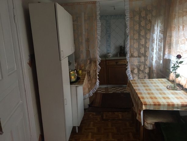 Rent a house in Vinnytsia on the Tykhyi per 3500 uah. 