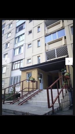 Rent an apartment in Kyiv on the St. Hoholivska 7 per 13500 uah. 