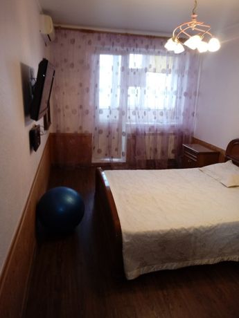 Rent an apartment in Kyiv on the St. Cheliabinska 11 per €500 