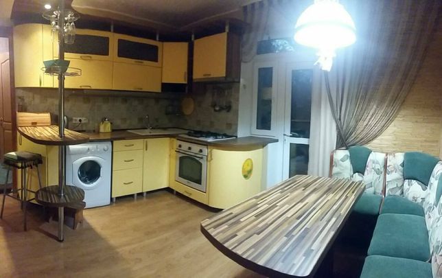 Rent a house in Zaporizhzhia on the St. Artylerystiv per 7500 uah. 