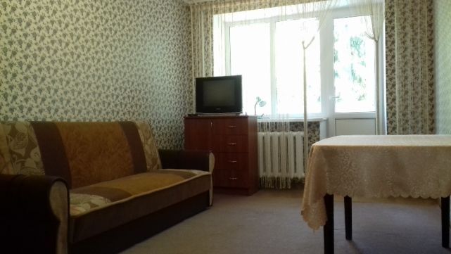 Rent an apartment in Kyiv near Metro Obolon per 6000 uah. 