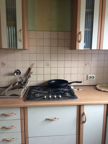 Rent an apartment in Kyiv on the St. Dehtiarivska 43/9 per 10000 uah. 