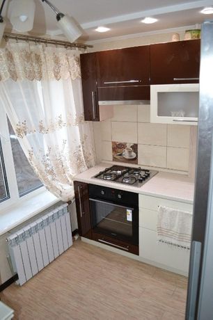 Зняти квартиру в Дніпрі на вул. Фабрично-Заводська за 9000 грн. 