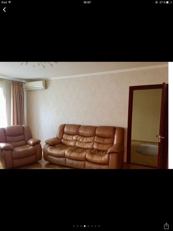 Rent an apartment in Kyiv near Metro Pecherska per $700 