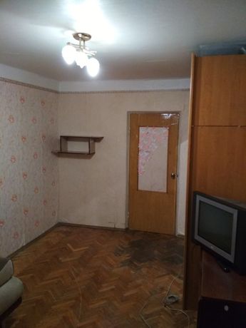 Rent a room in Kyiv on the Blvd. Perova 25 per 3000 uah. 