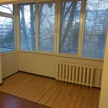 Rent an apartment in Kyiv on the St. Petropavlivska 12 per 7000 uah. 