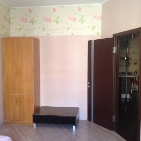 Rent a room in Kyiv on the St. Yevhena Konovaltsia per 6500 uah. 