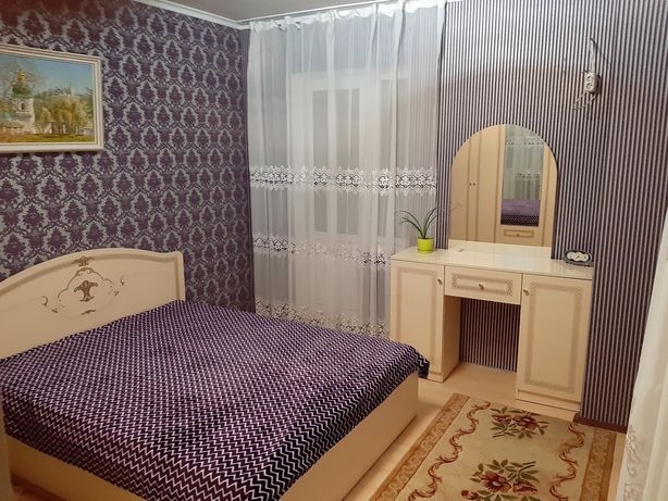 Rent an apartment in Kyiv on the St. Makiivska 8 per 13000 uah. 