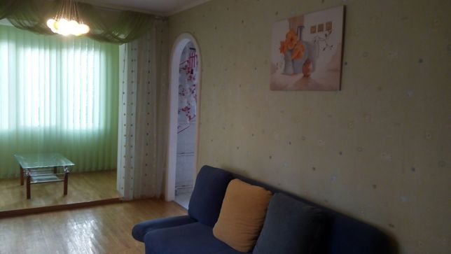 Снять квартиру в Киеве на ул. Ереванская 29 за 8000 грн. 