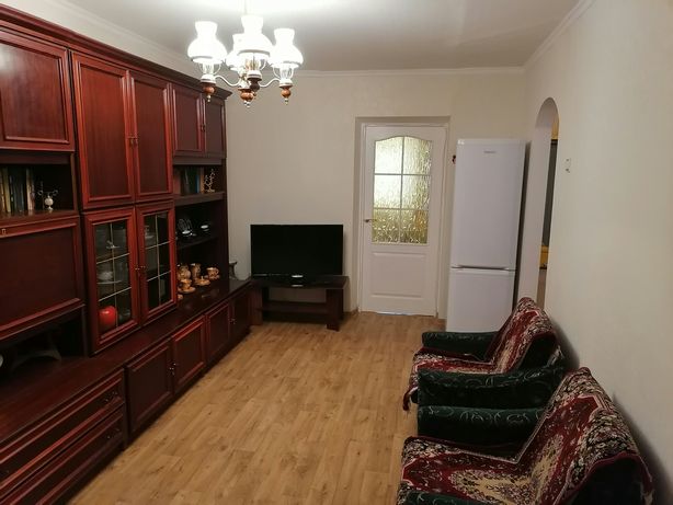 Rent an apartment in Mariupol on the lane Hertsena 86 per 5000 uah. 
