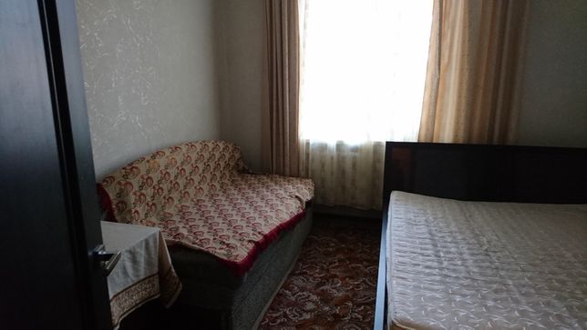 Rent an apartment in Berdiansk on the St. Italiiska 67 per 3200 uah. 
