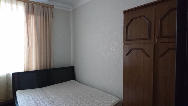 Rent an apartment in Berdiansk on the St. Italiiska 67 per 3200 uah. 