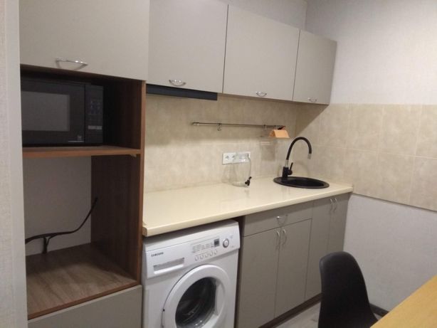 Rent an apartment in Kyiv on the St. Krushelnytskoi Solomii 15а per 11499 uah. 