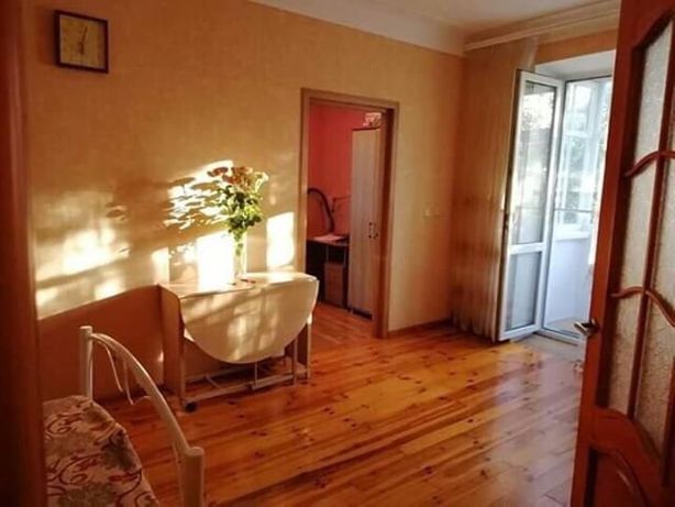 Rent an apartment in Berdiansk on the St. Pushkina per 2300 uah. 