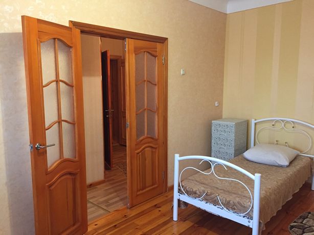 Rent an apartment in Berdiansk on the St. Pushkina per 2300 uah. 