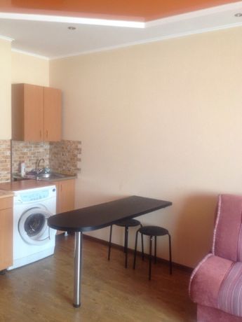 Rent an apartment in Kyiv on the Avenue Peremohy 91 per 5700 uah. 