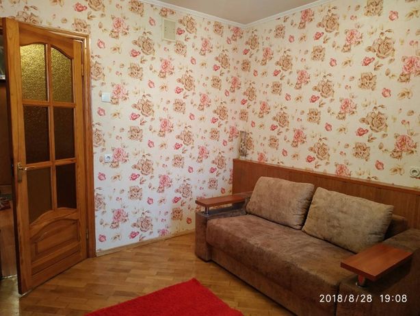 Rent an apartment in Kyiv near Metro Kharkivska per 9000 uah. 