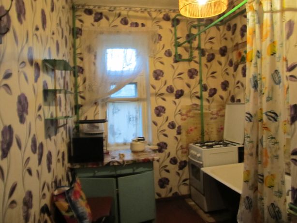 Rent an apartment in Dnipro on the St. Oleksandrova per 3100 uah. 