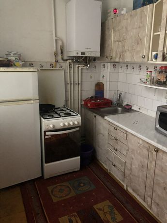 Rent an apartment in Lviv on the St. Holovatskoho per 2500 uah. 