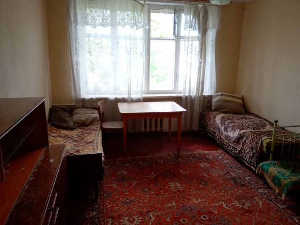 Rent a room in Kamianets-Podilskyi per 1000 uah. 