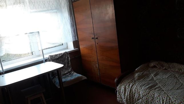 Rent a room in Dnipro on the St. Melytopolska per 1800 uah. 