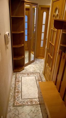Rent an apartment in Kyiv on the Avenue Peremohy per 13000 uah. 