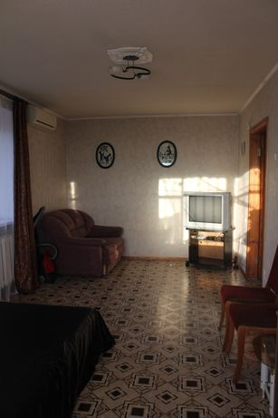 Rent an apartment in Dnipro in Shevchenkovsky district per 6000 uah. 