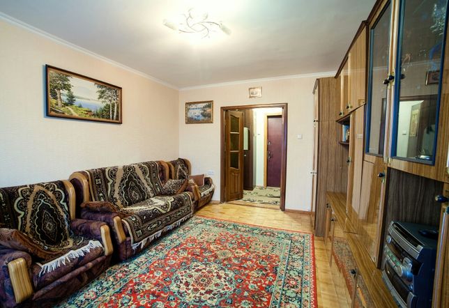 Rent an apartment in Kyiv near Metro Kharkivska per 10000 uah. 
