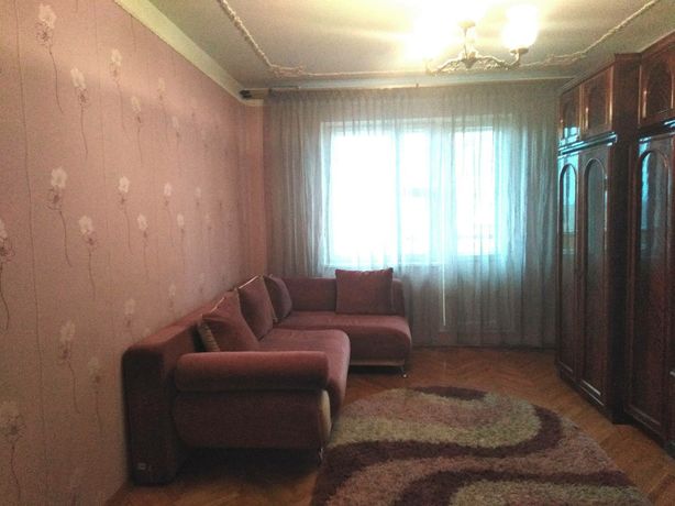 Rent an apartment in Kyiv on the St. Zakrevskoho Mykoly 71 per 8000 uah. 
