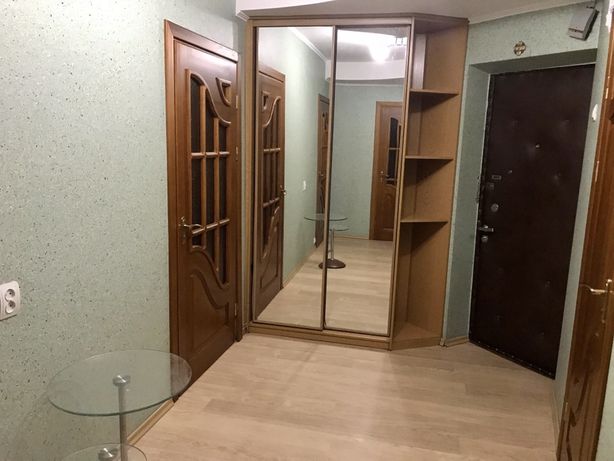 Rent an apartment in Rivne per 8000 uah. 