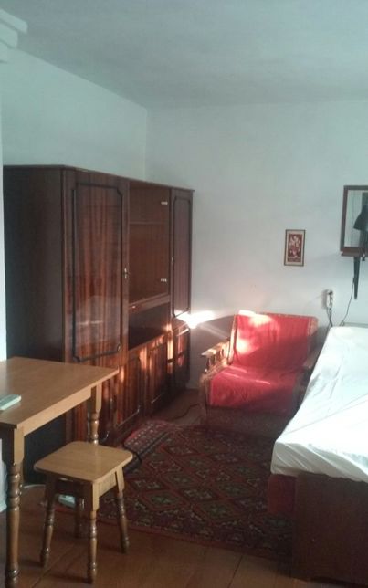 Rent a room in Lviv on the St. Zatyshna per 2400 uah. 
