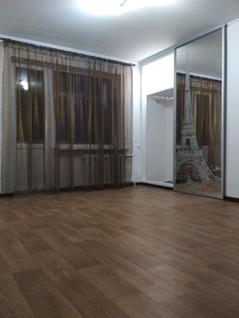 Rent an apartment in Sloviansk per 3500 uah. 