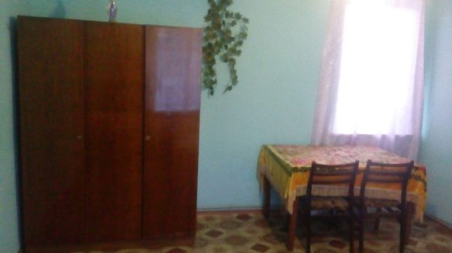 Rent a house in Khmelnytskyi per 2000 uah. 