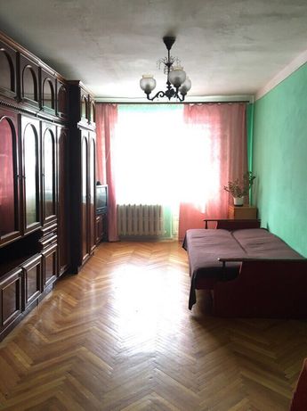 Зняти кімнату в Івано-Франківську на вул. Короля Данила за 1250 грн. 