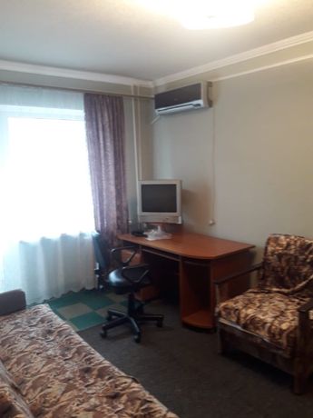 Rent an apartment in Kramatorsk on the Blvd. Kramatorskyi per 4500 uah. 