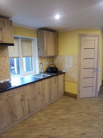 Rent a house in Kyiv near Metro Teremki per 12500 uah. 