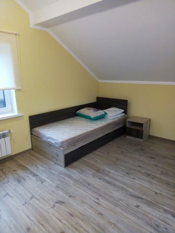 Rent a house in Kyiv near Metro Teremki per 12500 uah. 