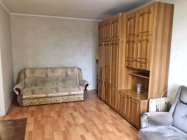 Rent an apartment in Dnipro on the St. Naberezhna Peremohy 124 per 5000 uah. 