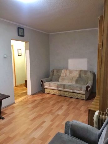 Rent an apartment in Dnipro on the St. Naberezhna Peremohy 124 per 5000 uah. 