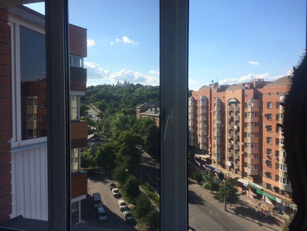 Rent an apartment in Poltava on the St. Nebesnoi Sotni per 9000 uah. 